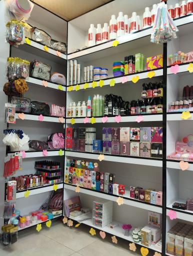 عکس فروشگاه آرایشی و بهداشتی فرزان مارکت