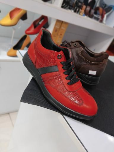 عکس فروشگاه چرم مریم