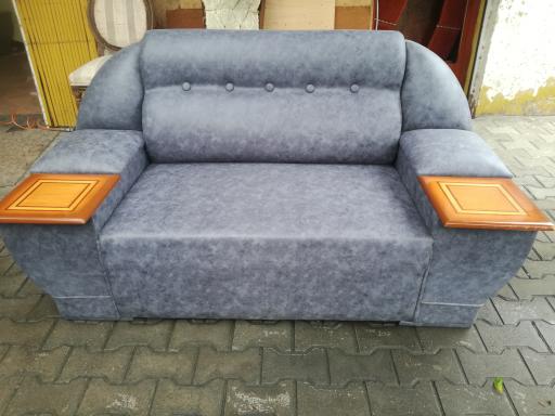 عکس تعمیرات مبل آریانا صلاحی