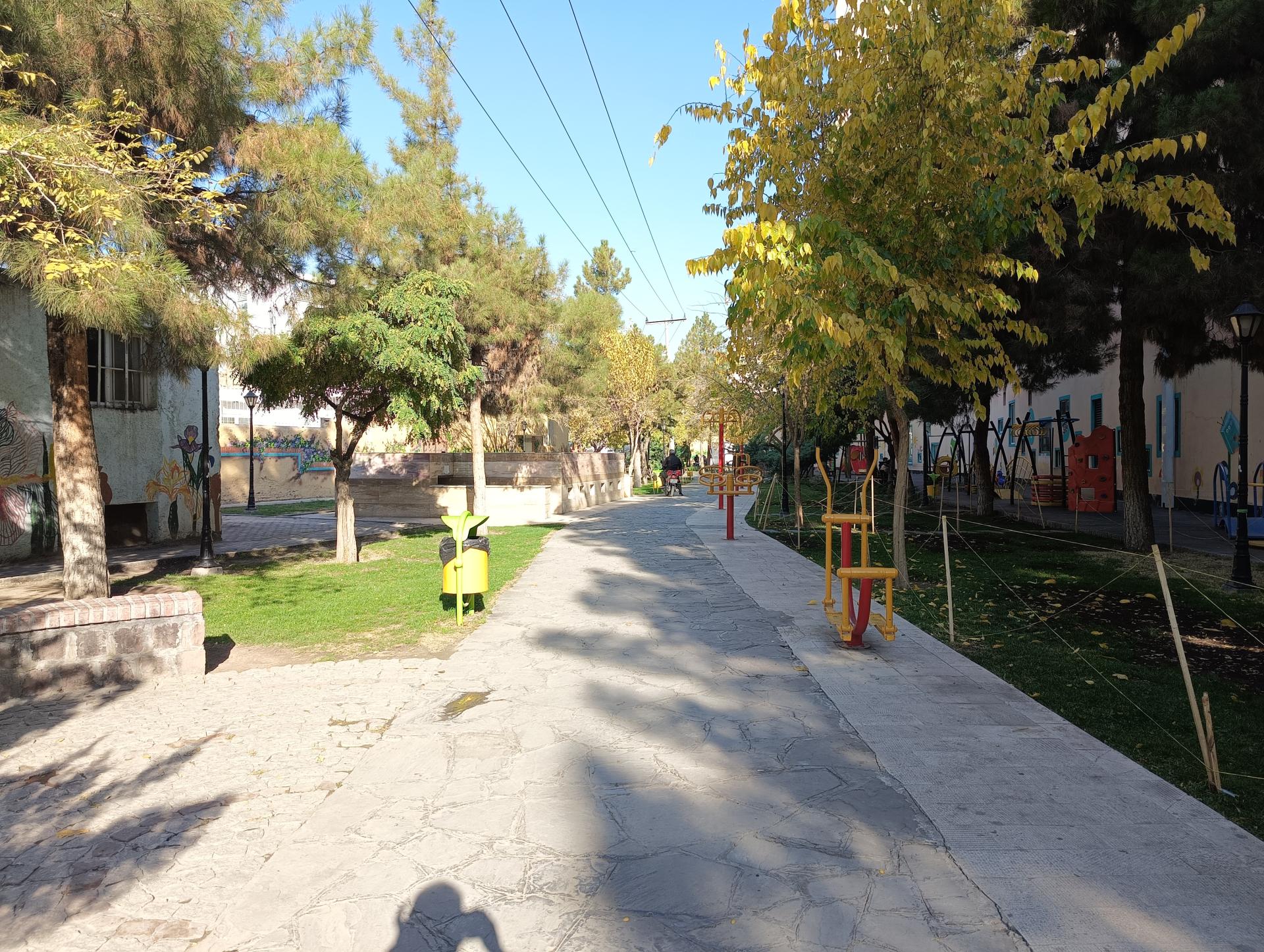 عکس بوستان پونیو