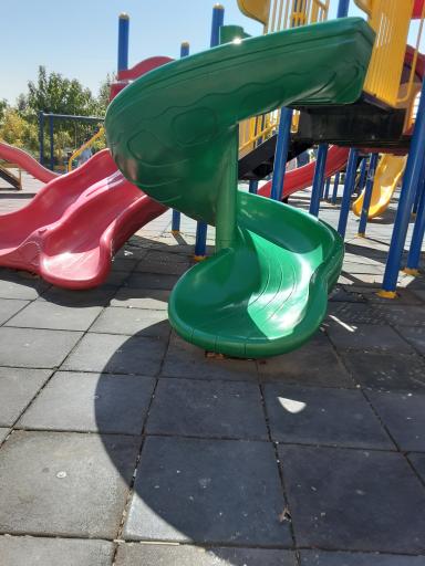 عکس محل بازی کودکان
