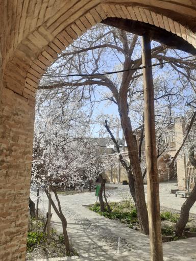 عکس کاروانسرای حسین خانی 