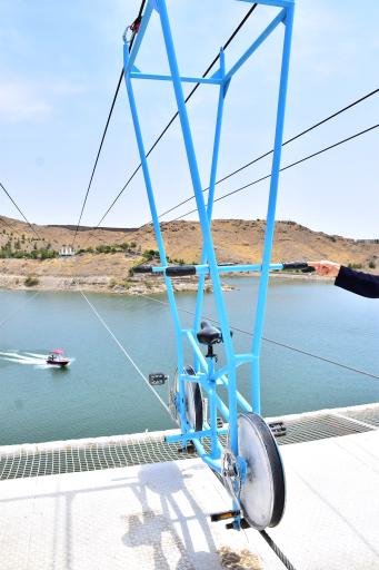 عکس زیپ بایک چالیدره