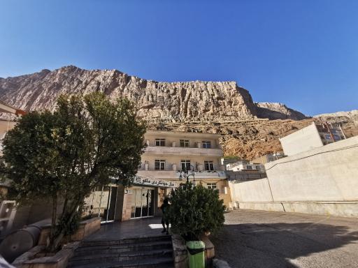 عکس هتل جهانگردی ماکو