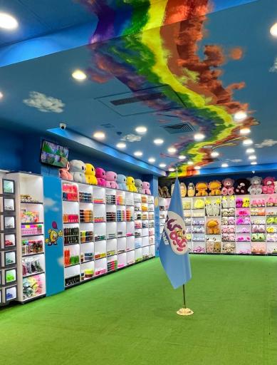 عکس فروشگاه رنگین کمان