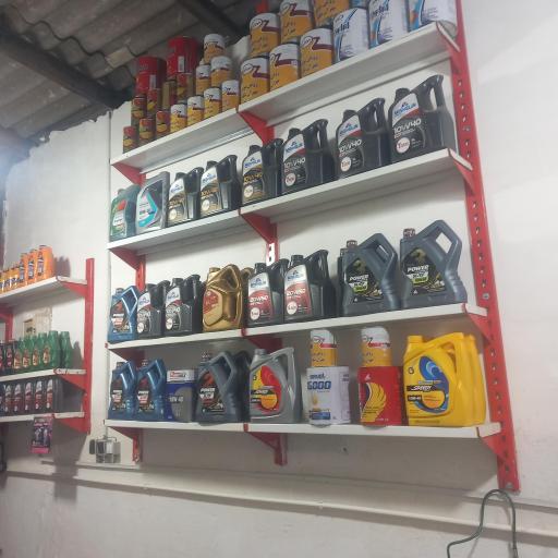 عکس تعویض روغن رضا