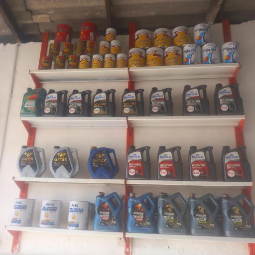 عکس تعویض روغن رضا