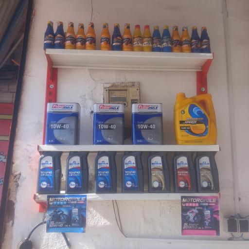 عکس تعویض روغن رضا