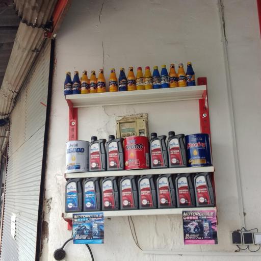 عکس تعویض روغن رضا