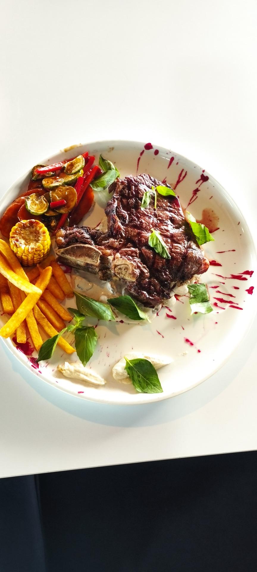 عکس کافه رستوران بام لیدو