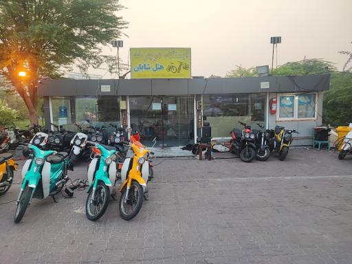 عکس ایستگاه دوچرخه هتل شایان