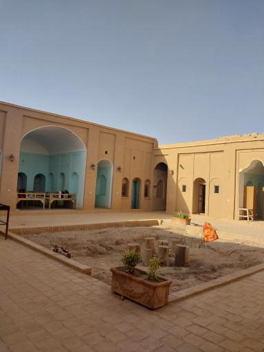 عکس اقامتگاه و رستوران سنتی مستوفی