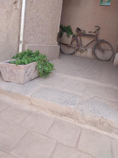 عکس اقامتگاه و رستوران سنتی مستوفی