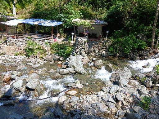 عکس آبشار چهل چشمه 