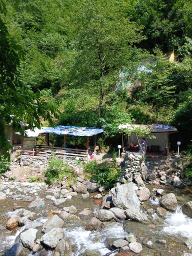 عکس آبشار چهل چشمه 