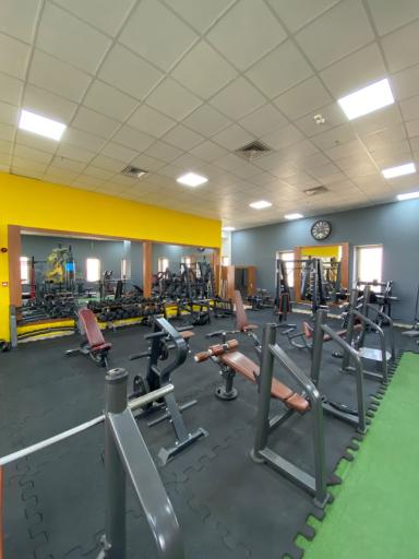 عکس باشگاه ورزش و زندگی نوید(شعبه کوهسنگی)