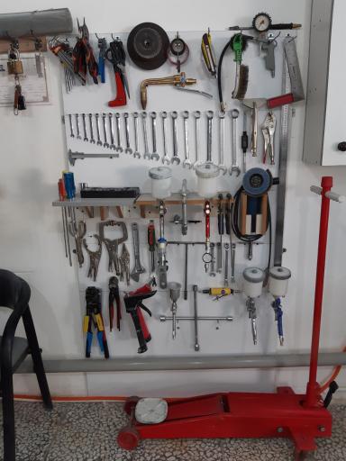 عکس خدمات رنگ جراح 