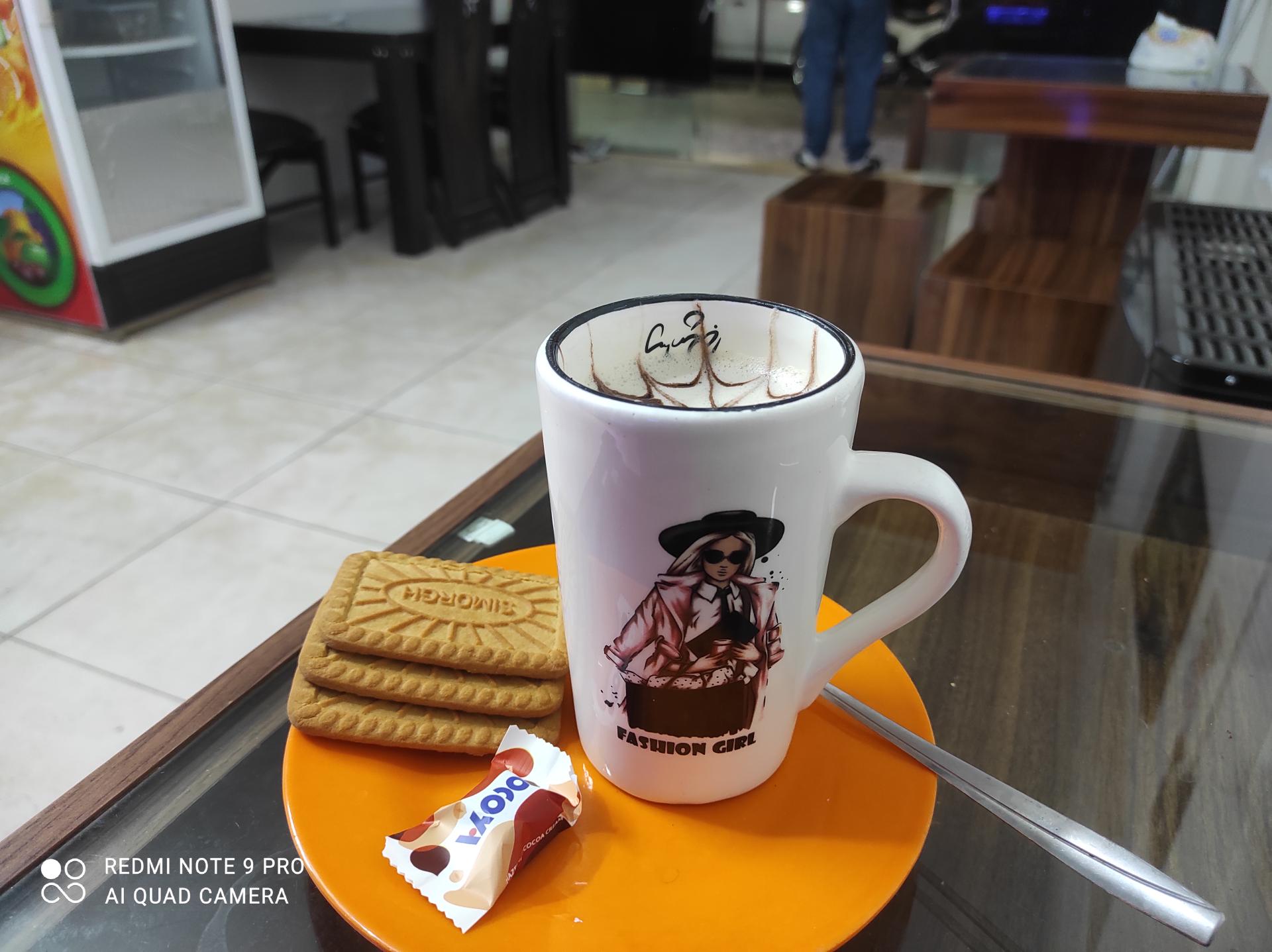 عکس کافه هزار و یک شب