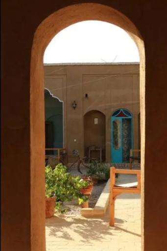 عکس اقامتگاه و رستوران سنتی مستوفی