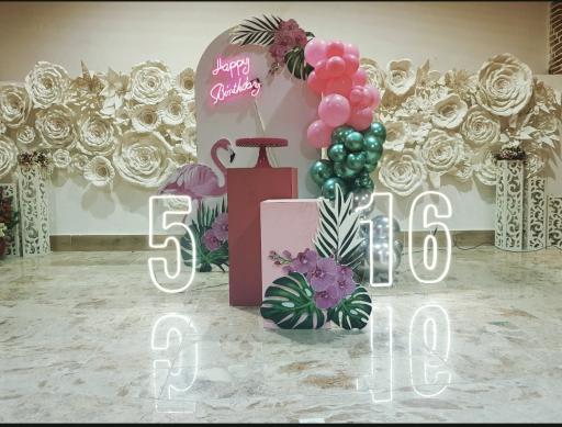 عکس تالار و سفره خانه سنتی عالیجناب