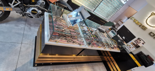 عکس فروشگاه عینک پارس اپتیک