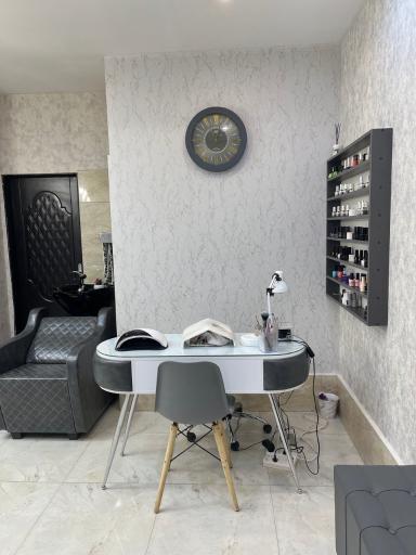 عکس سالن زیبایی زهرا ربیعی