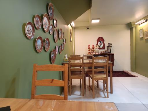 عکس رستوران جوجه اناری