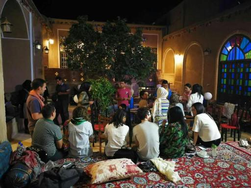 عکس هتل سنتی باغ نظر