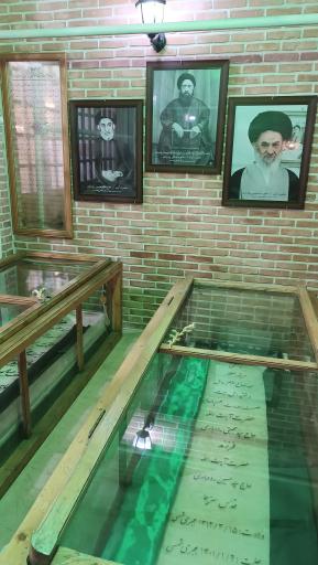 عکس آرامگاه آیت الله حاج سید حسین و سید مجتبی رودباری