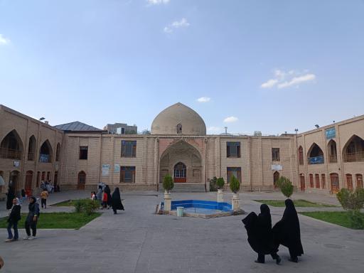 عکس آستان مقدس امامزاده سید حمزه