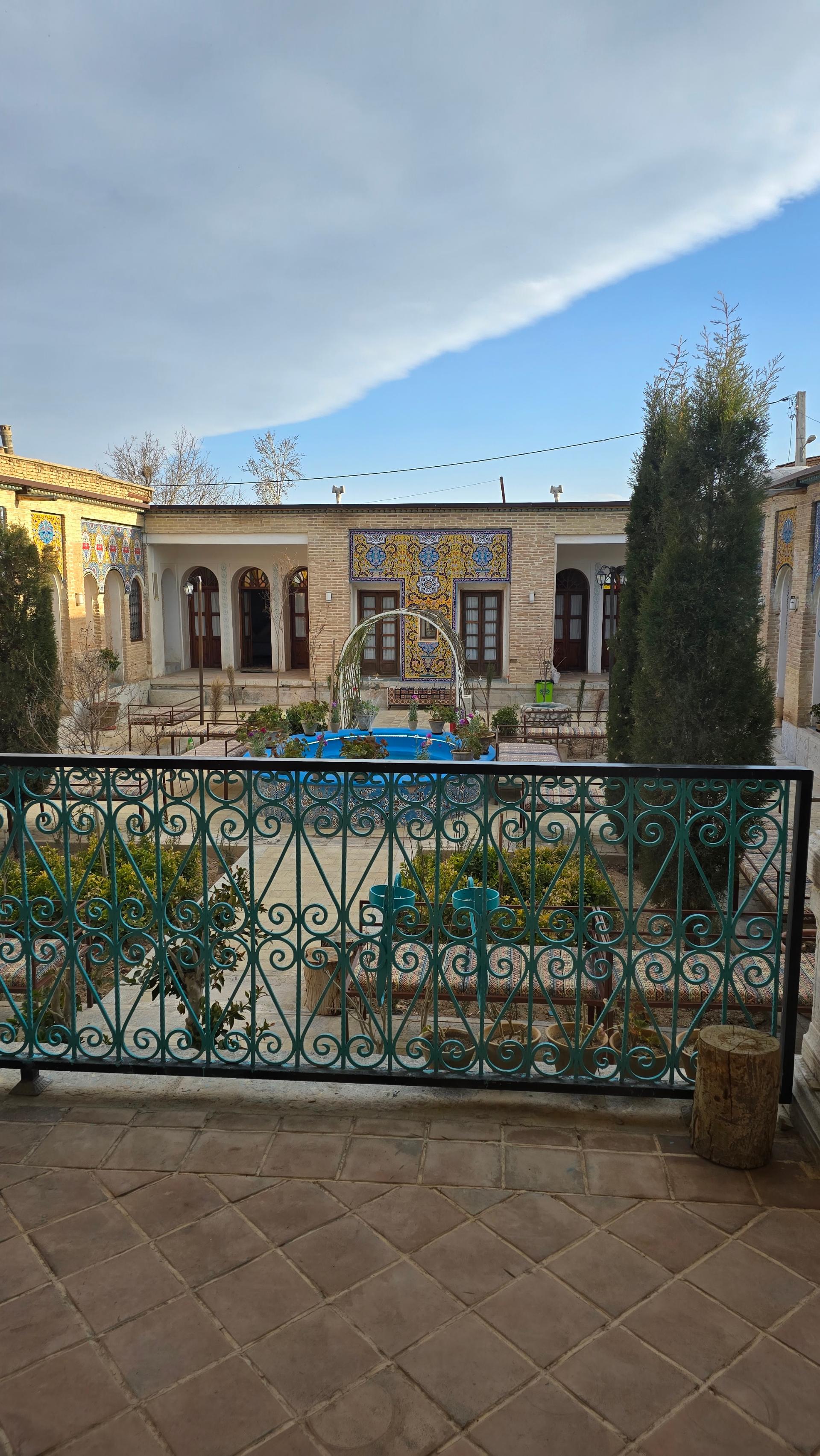 عکس بوتیک هتل عمارت بهشت