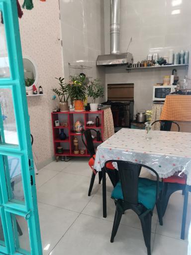 عکس کافه غذا خونه ما