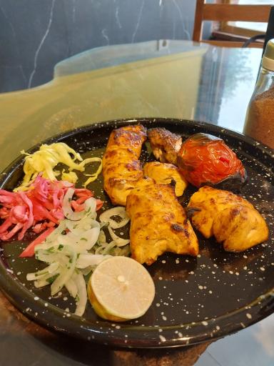 عکس رستوران توتکبن