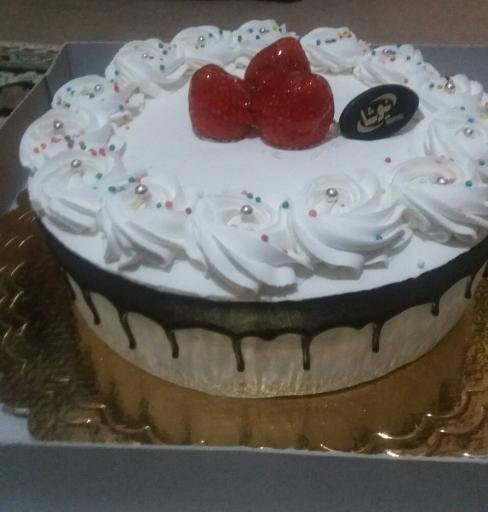 عکس شیرینی فروشی نیوشا ۲