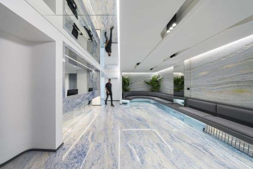 عکس دکتر حسن مومنی متخصص و جراح دهان، فک و صورت