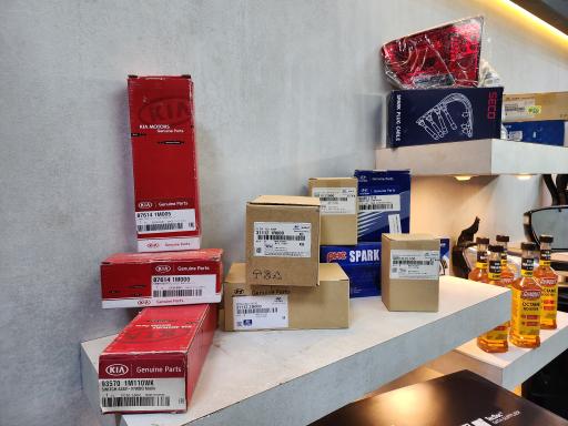 عکس فروشگاه جنیون پارت