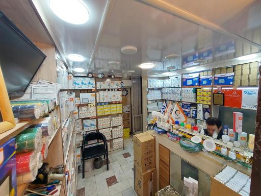 عکس الکتریکی شفق بورس لوازم روشنایی صنعتی سیم و کابل