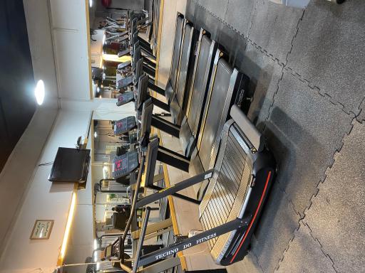 عکس باشگاه بدن سازی عرفان