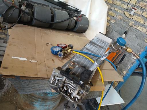 عکس مرکز تخصصی نصب و شارژ گاز کولر اتومبیل تینار مجید حاجب 