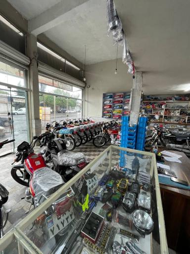 عکس فروشگاه موتور مقدم