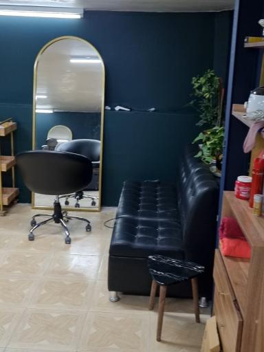 سالن زیبایی مهرآوا