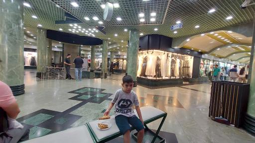 عکس مرکز خرید عقیق