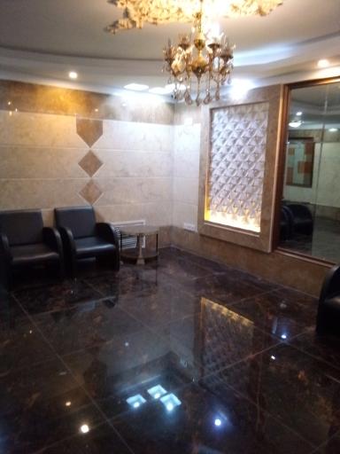 عکس سالن زیبایی ماه ناز