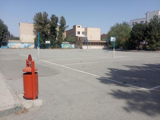 عکس مدرسه دخترانه راهنمایی قیام و دبیرستان حضرت معصومه