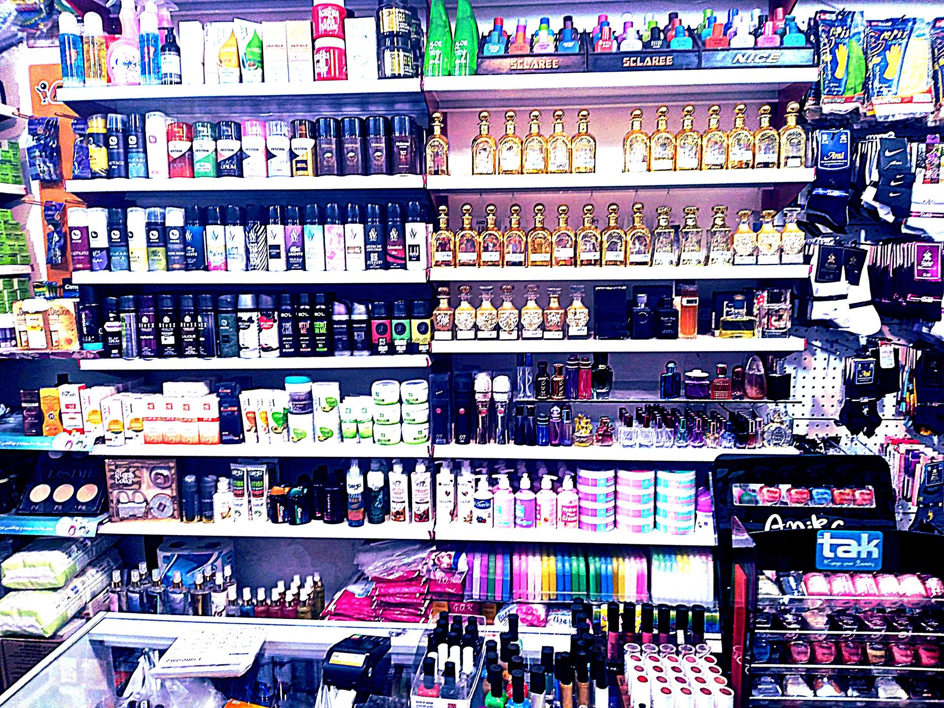 عکس عطر و آرایشی هاشمی