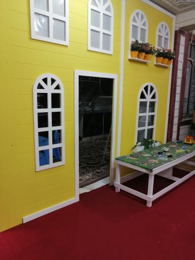 عکس مدرسه پسرانه اندیشه های درخشان