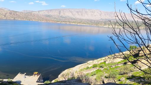 عکس دریاچه سد سیمره