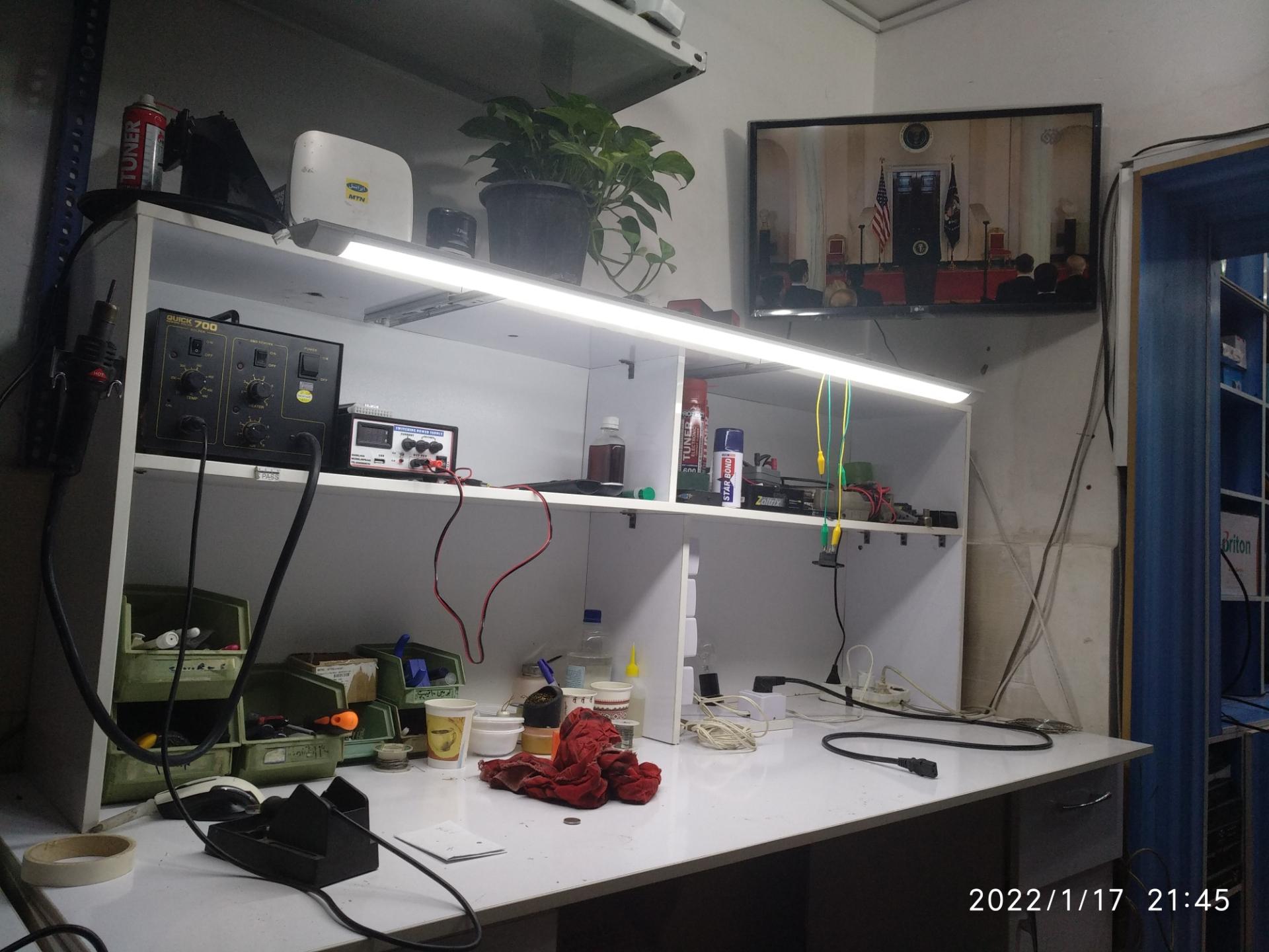 عکس تعمیرات تخصصی کامپیوتر و لپ‌تاپ، هیوا سیستم