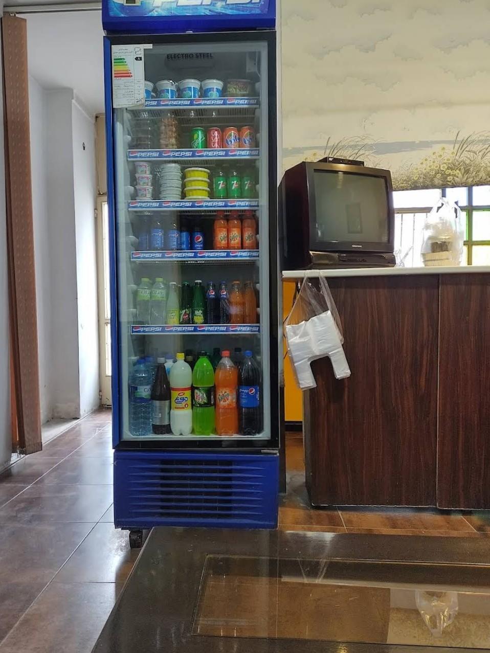 عکس آشپزخانه میزبان