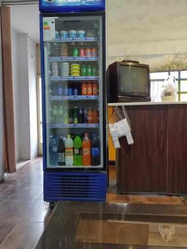 عکس آشپزخانه میزبان